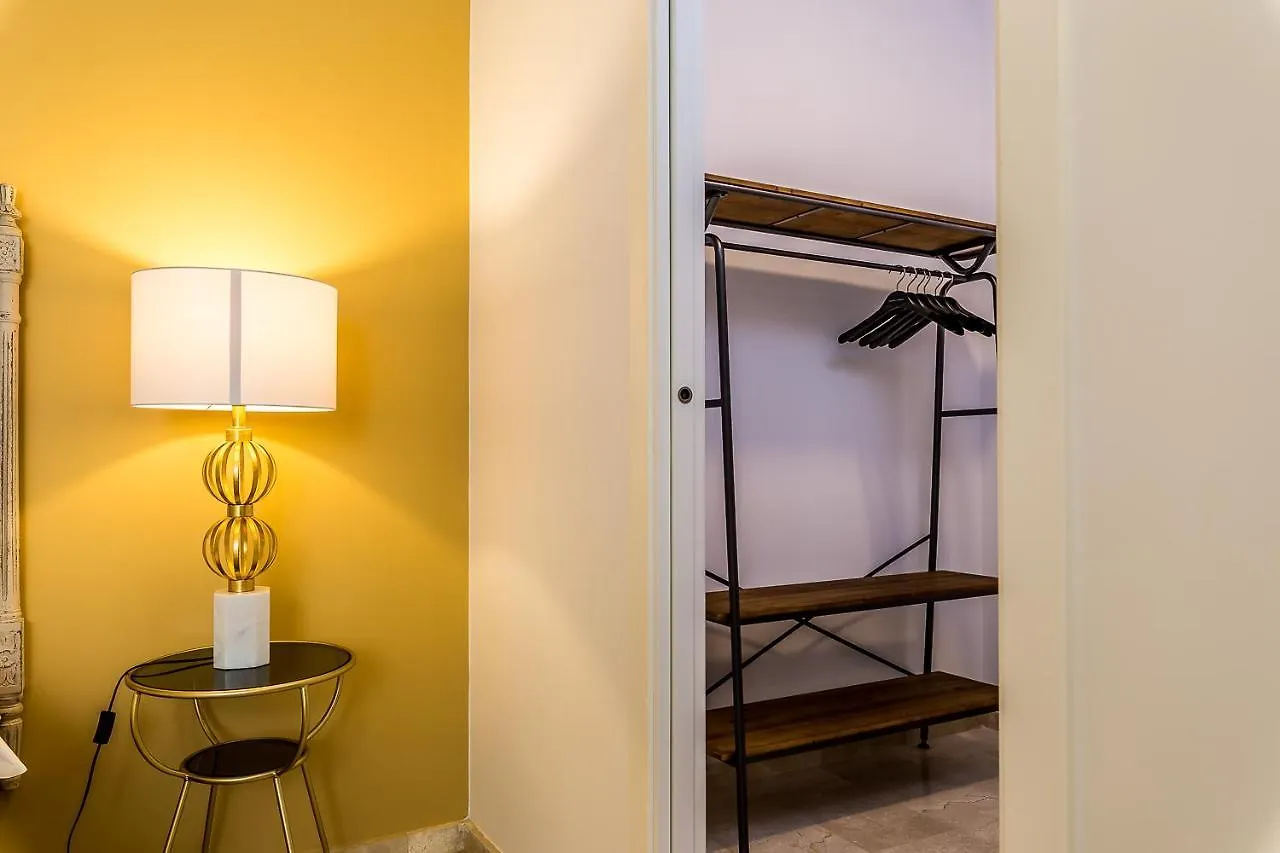 San Francisco Plaza Apartamentos Cádis